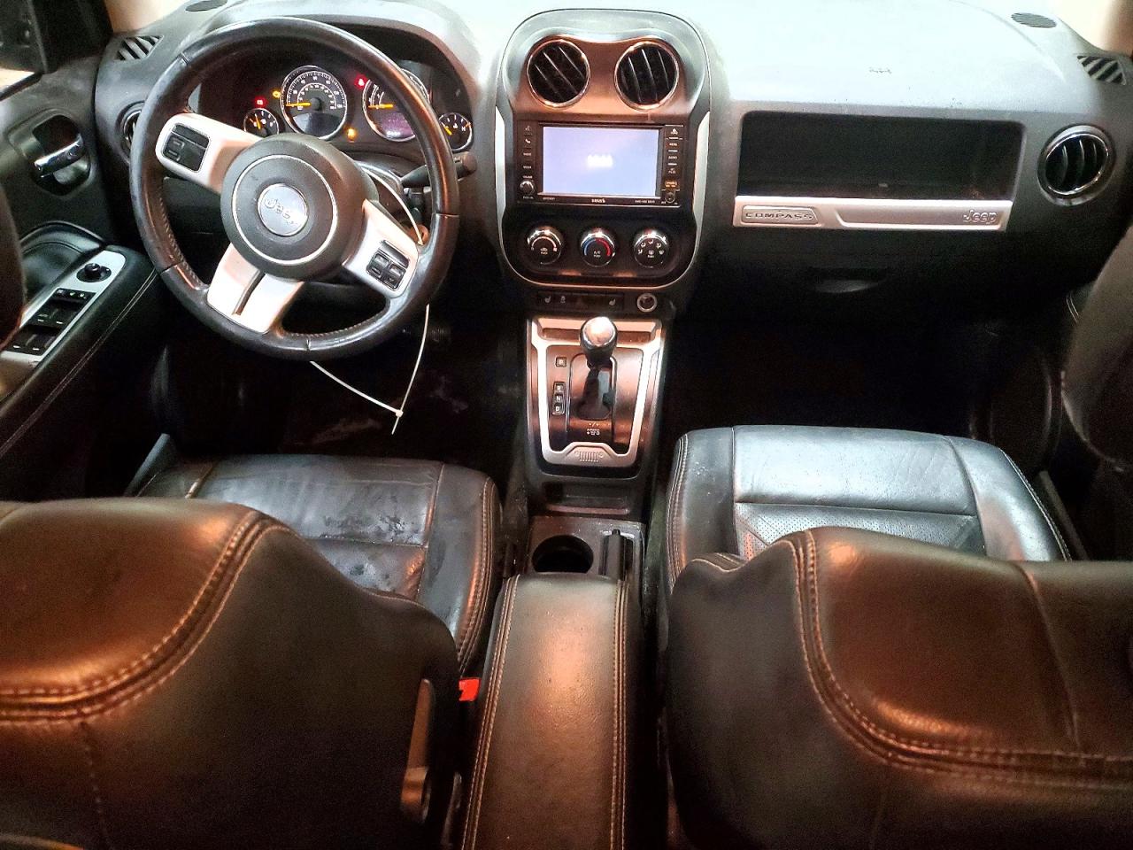2017 JEEP COMPASS LATITUDE photo 8