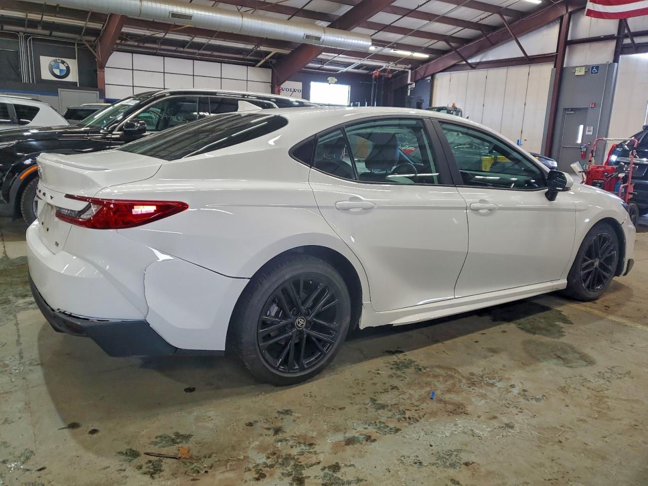 2025 TOYOTA CAMRY XSE photo 7