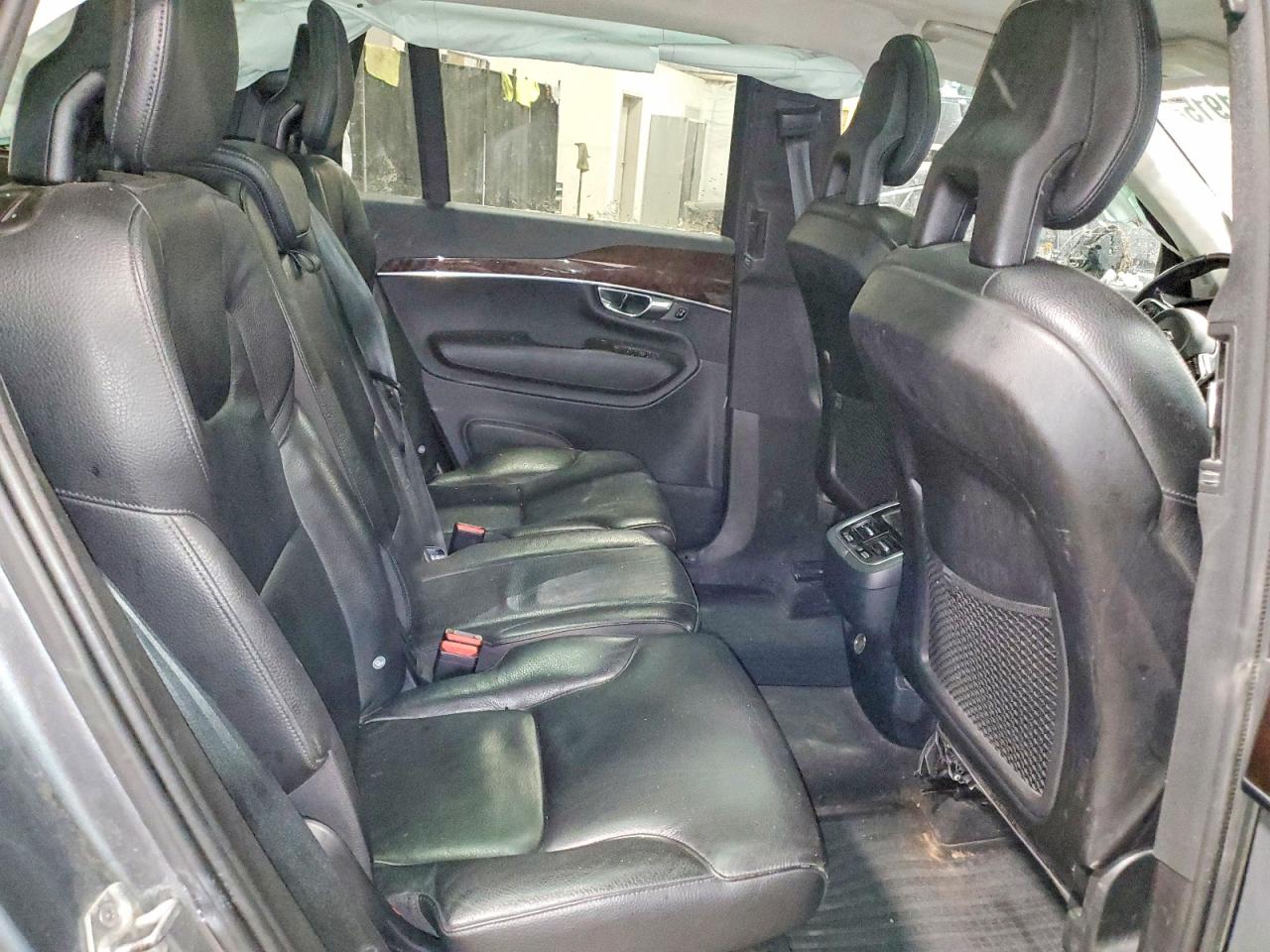 2016 VOLVO XC90 T6 photo 11