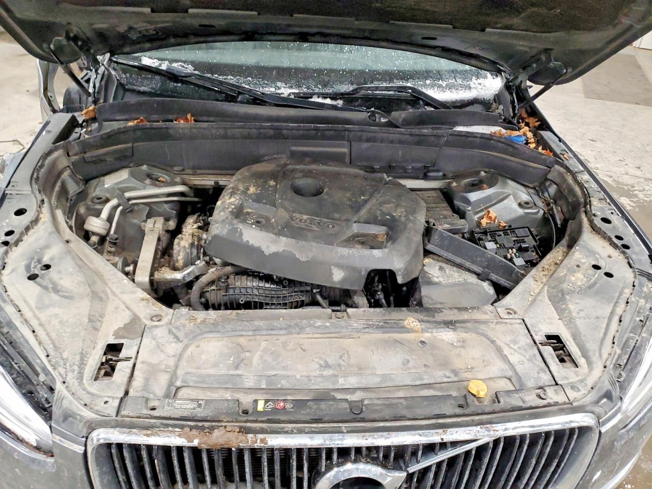 2016 VOLVO XC90 T6 photo 12