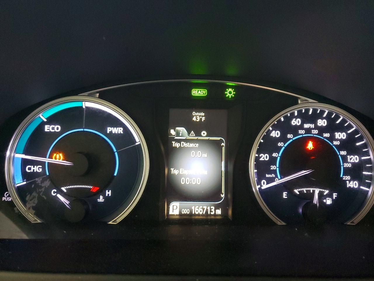 2015 TOYOTA CAMRY HYBRID photo 17