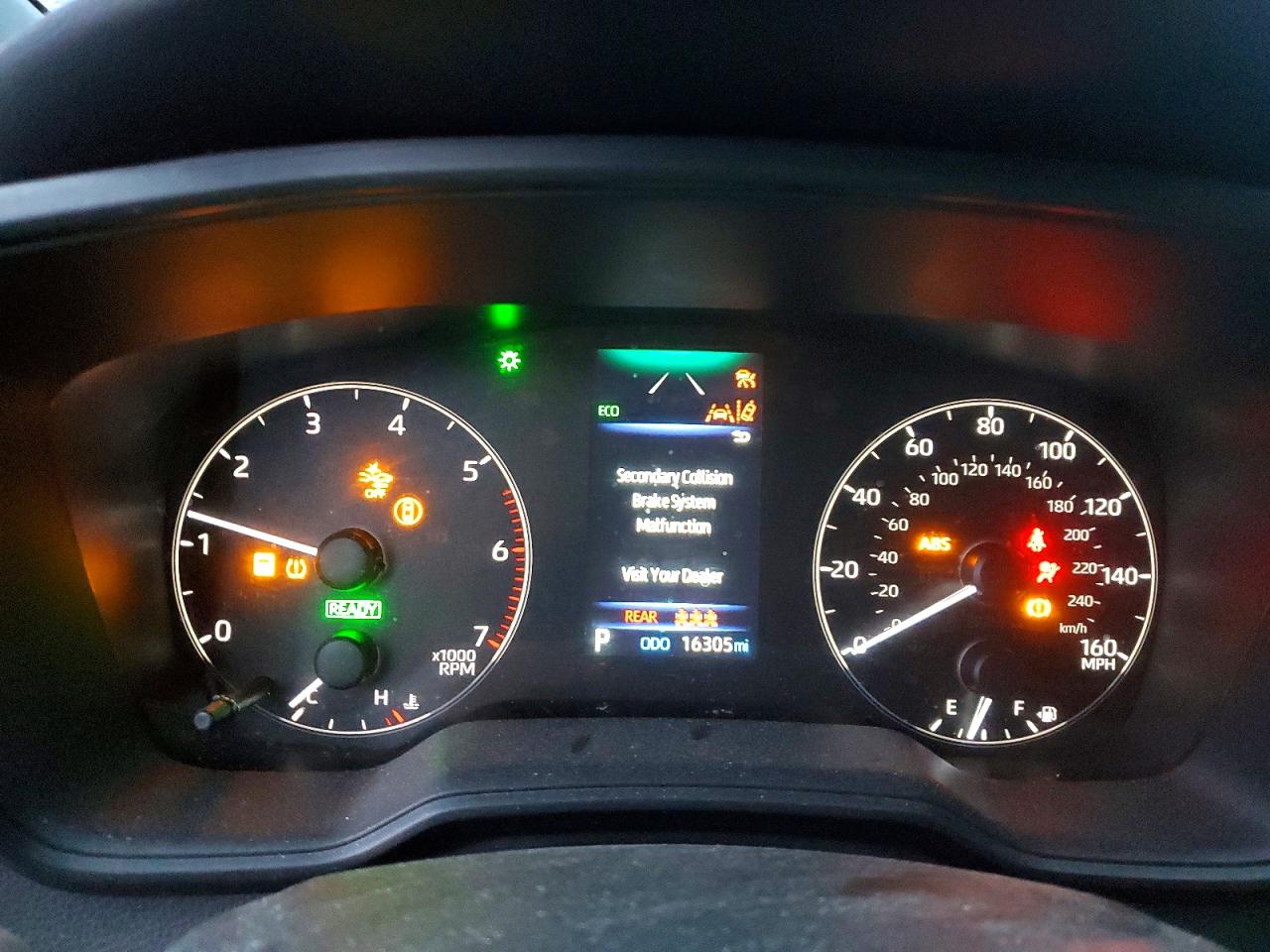 2024 TOYOTA COROLLA LE photo 17