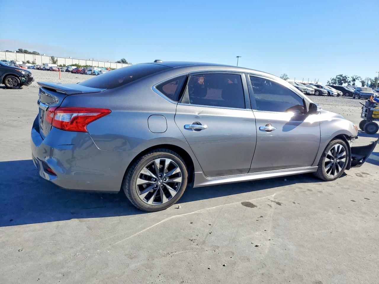 2019 NISSAN SENTRA S photo 3