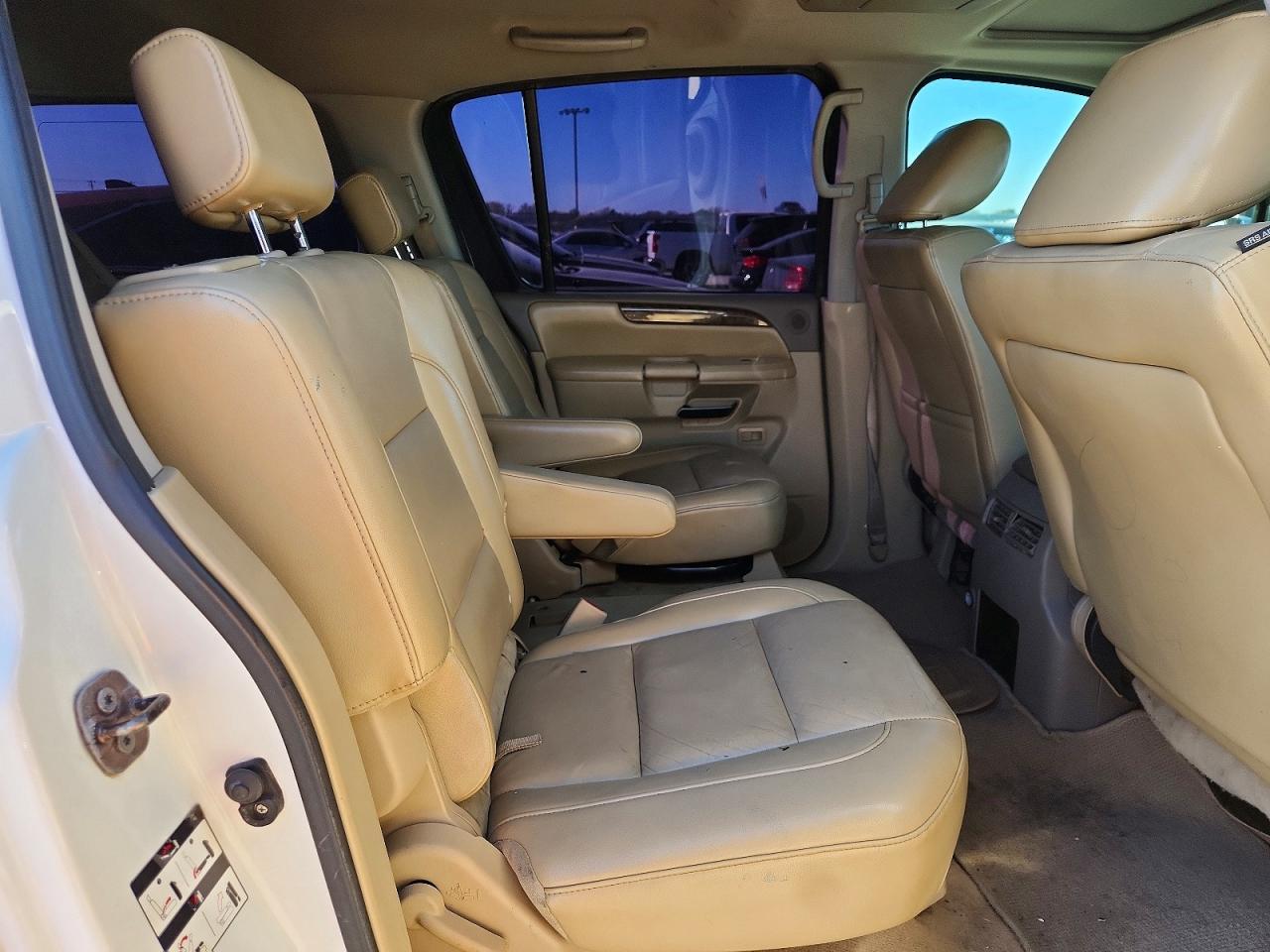 2011 NISSAN ARMADA PLATINUM photo 10