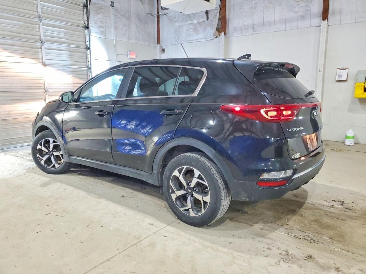 2021 KIA SPORTAGE LX photo 2
