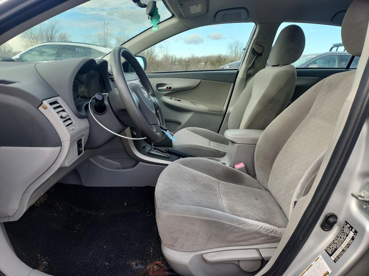 2009 TOYOTA COROLLA BASE photo 7