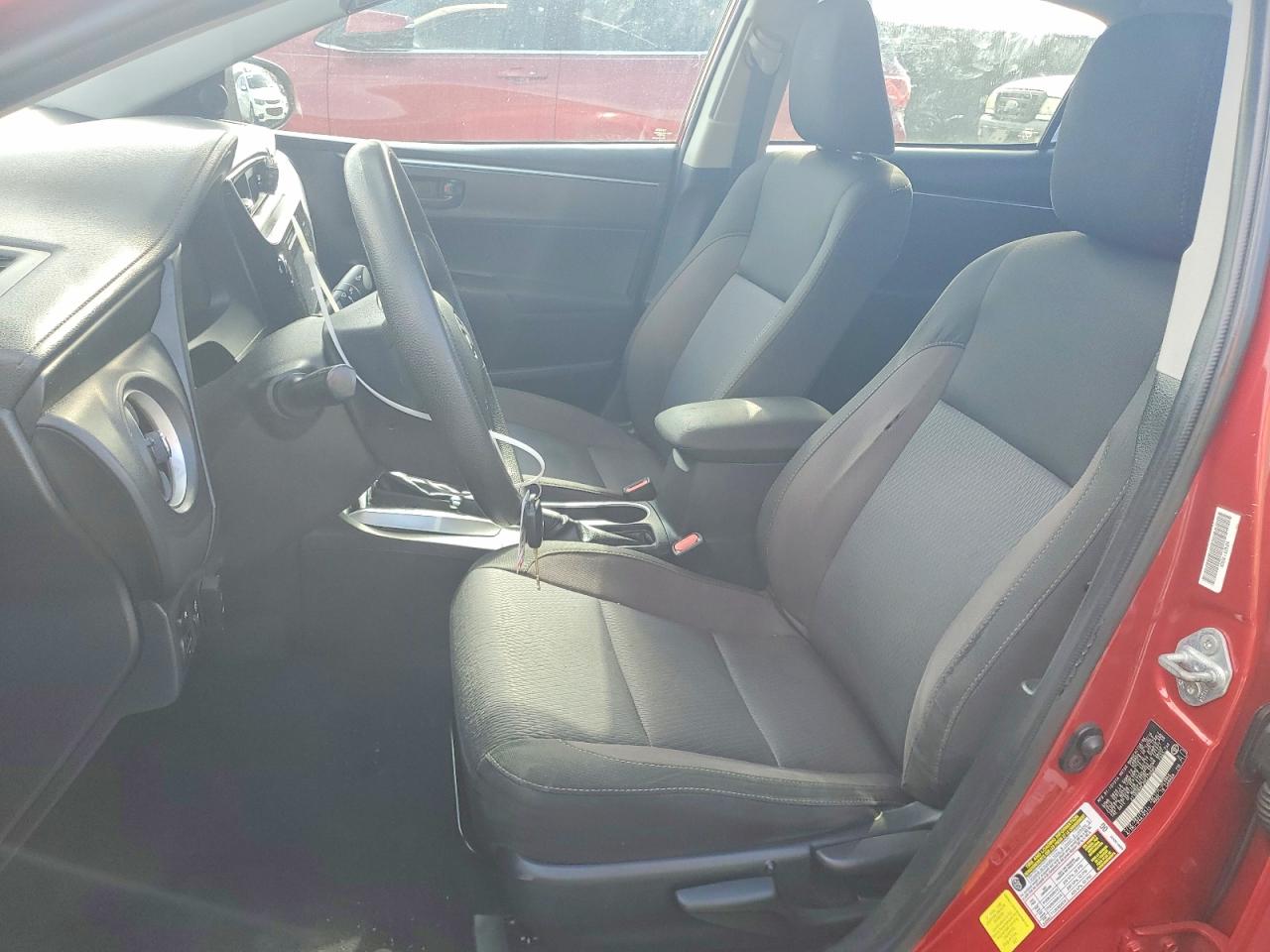 2017 TOYOTA COROLLA L photo 7