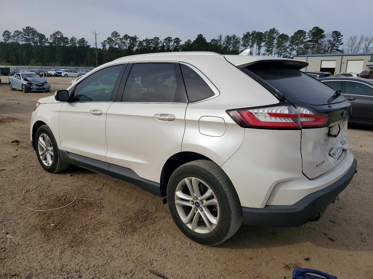 2019 FORD EDGE SEL photo 3