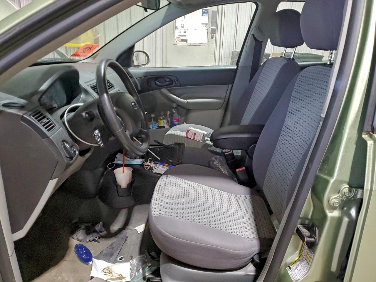 2007 FORD FOCUS ZX4 photo 7