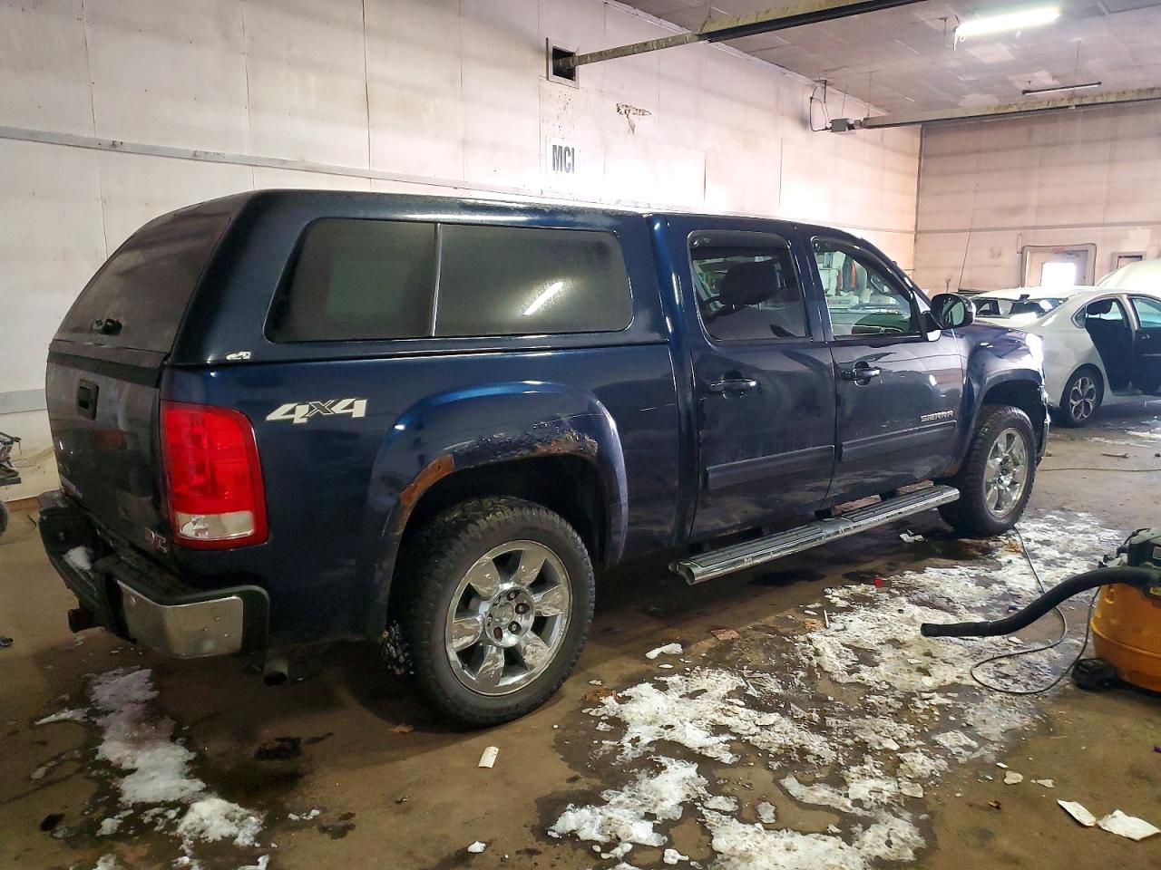 2010 GMC SIERRA K1500 SLT photo 3