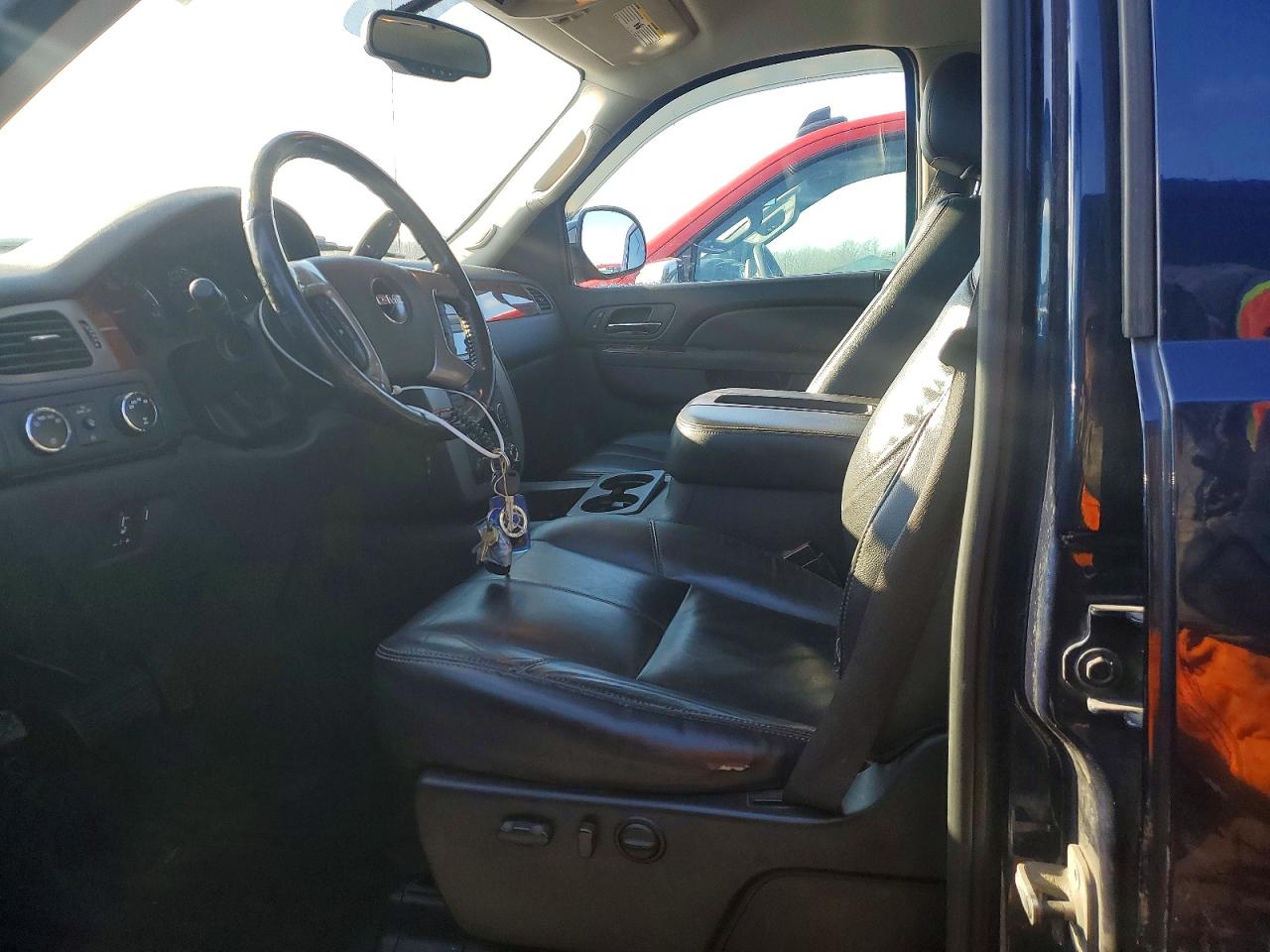 2010 GMC SIERRA K1500 SLT photo 7