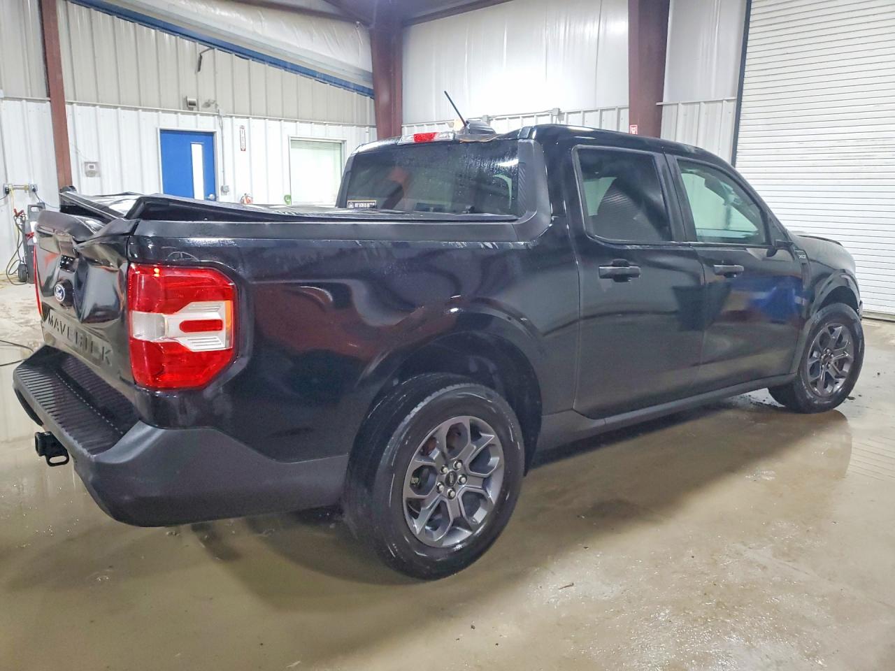 2025 FORD MAVERICK XLT photo 3