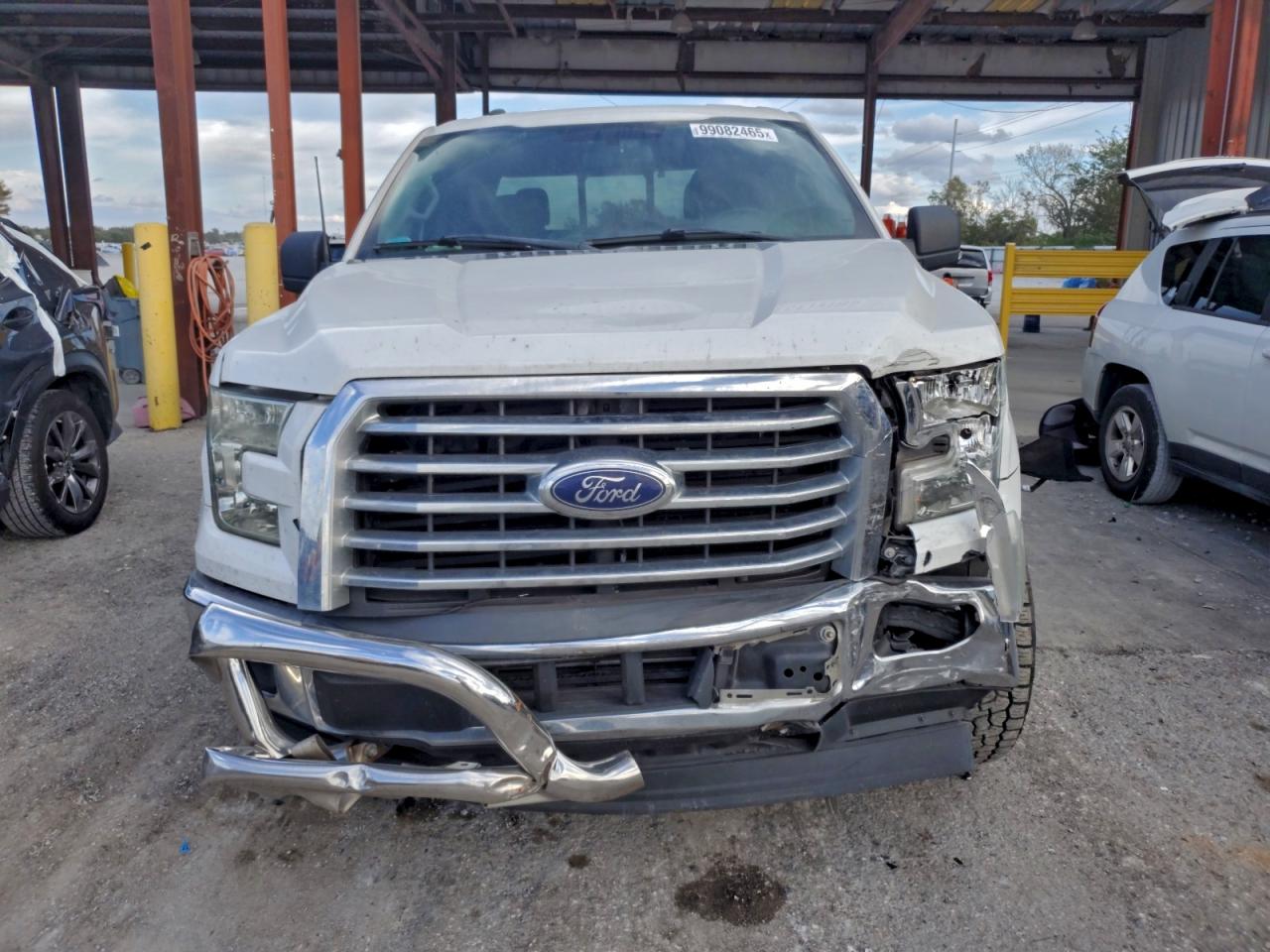 2017 FORD F150 SUPERCREW photo 9