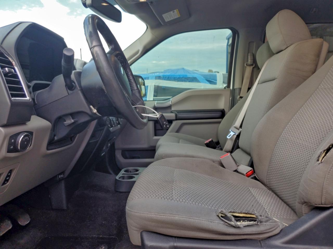 2017 FORD F150 SUPERCREW photo 13