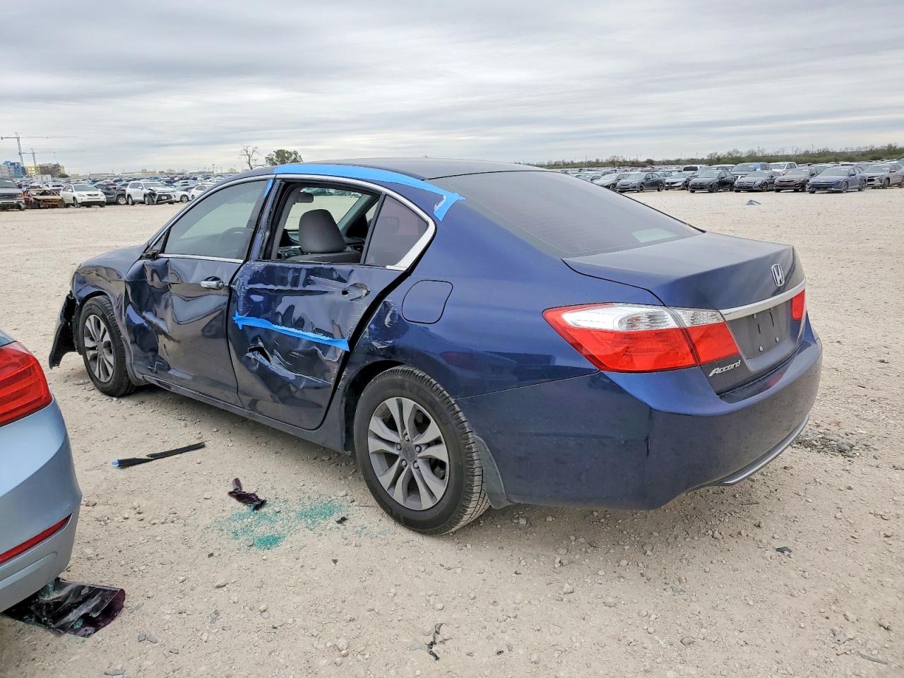2014 HONDA ACCORD LX photo 3