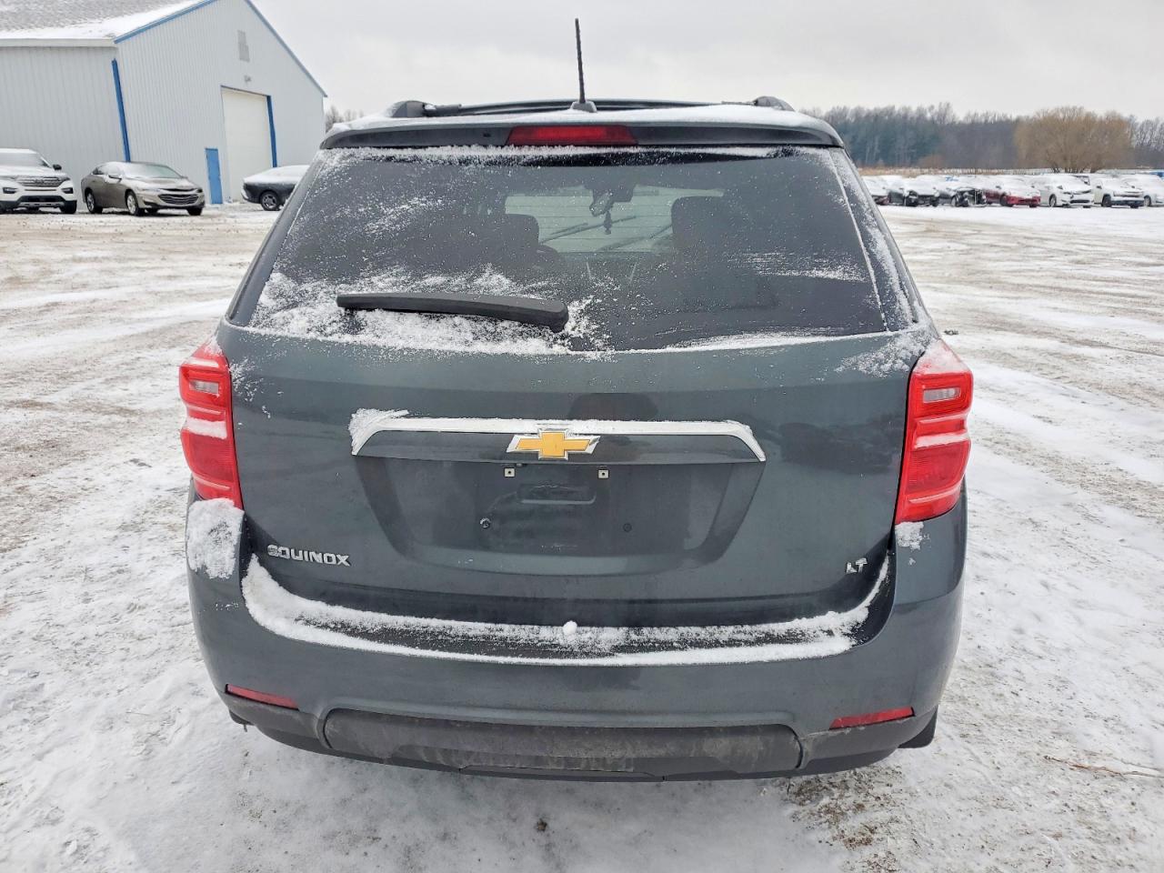 2017 CHEVROLET EQUINOX LT photo 6
