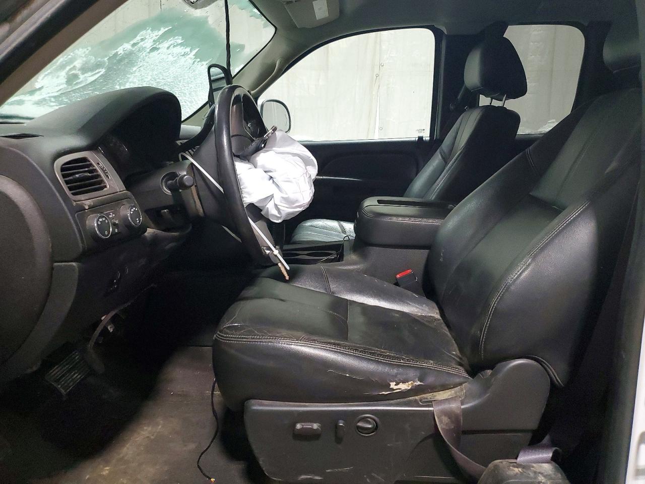 2013 CHEVROLET SILVERADO K1500 LTZ photo 7
