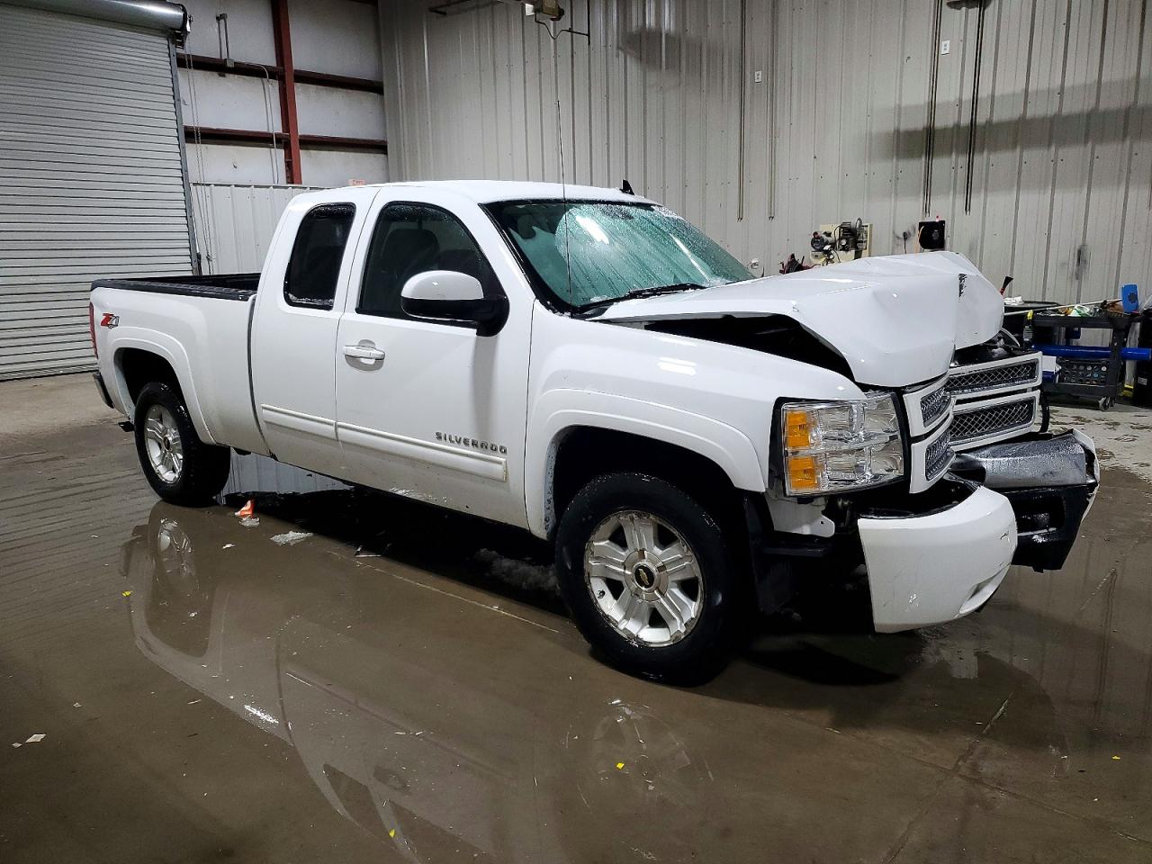 2013 CHEVROLET SILVERADO K1500 LTZ photo 4