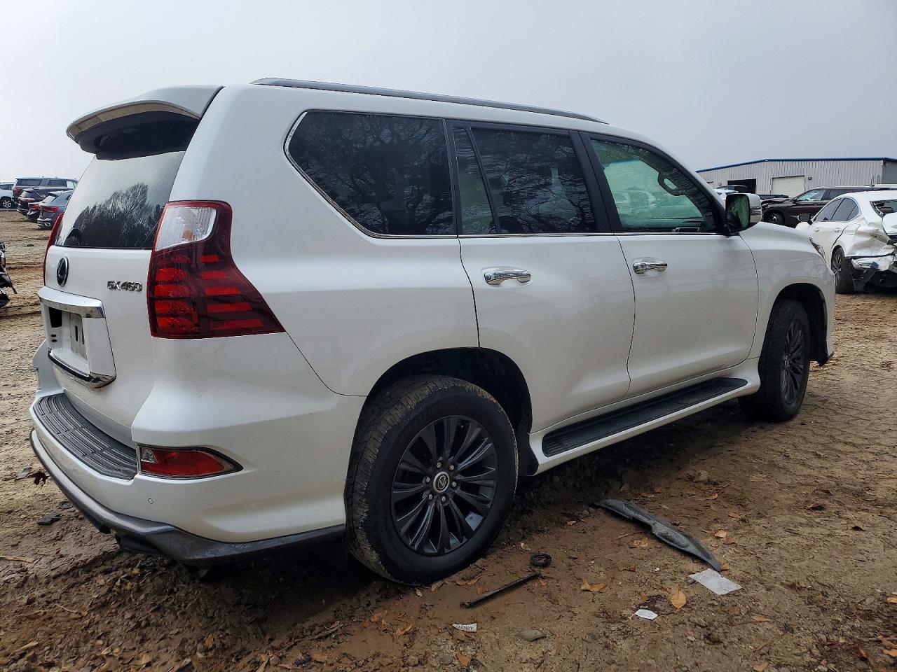 2020 LEXUS GX 460 LUXURY photo 3