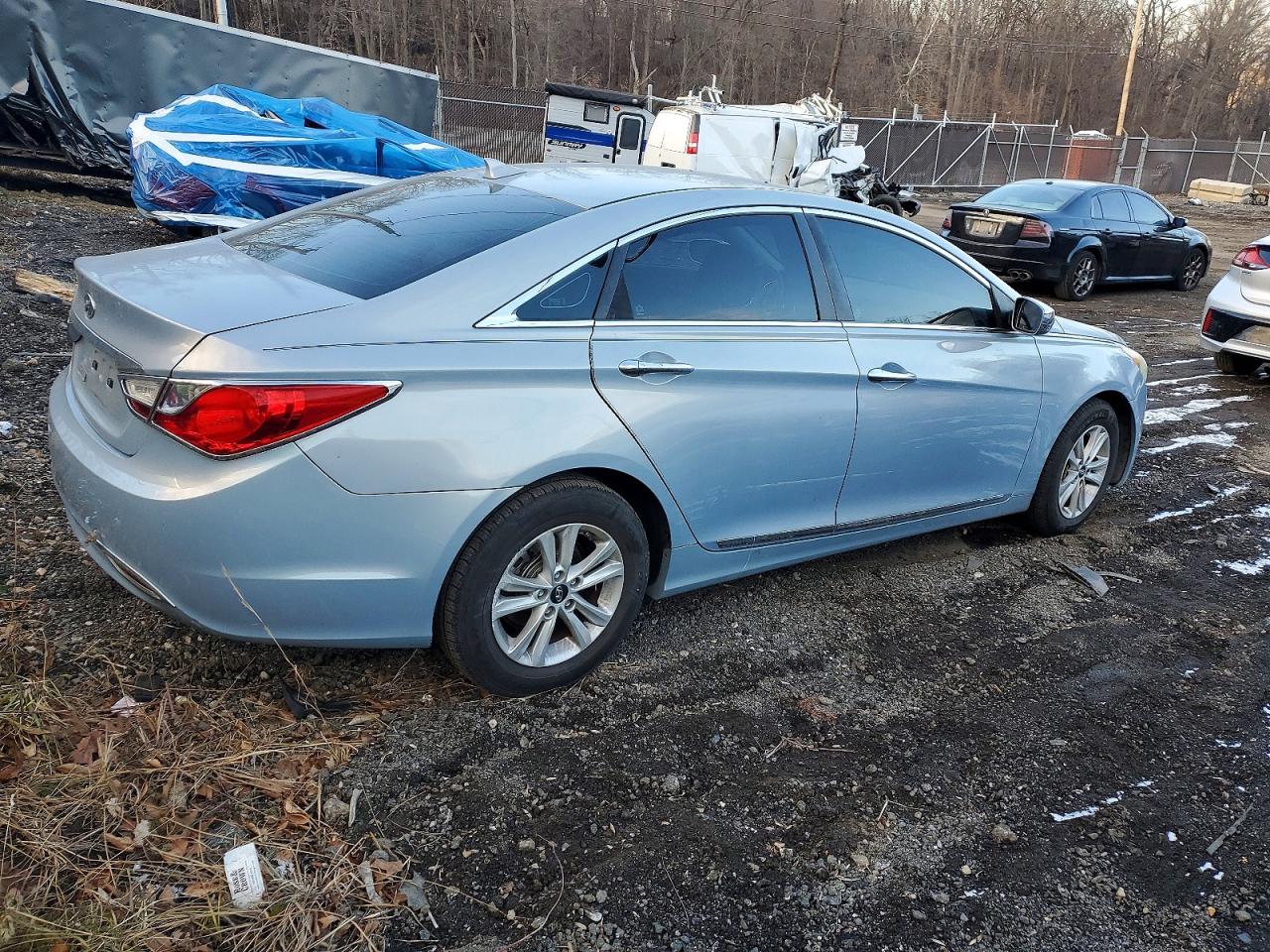 2012 HYUNDAI SONATA GLS photo 3