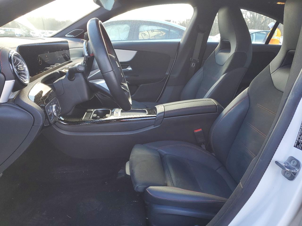 2024 MERCEDES-BENZ CLA 250 4MATIC photo 7