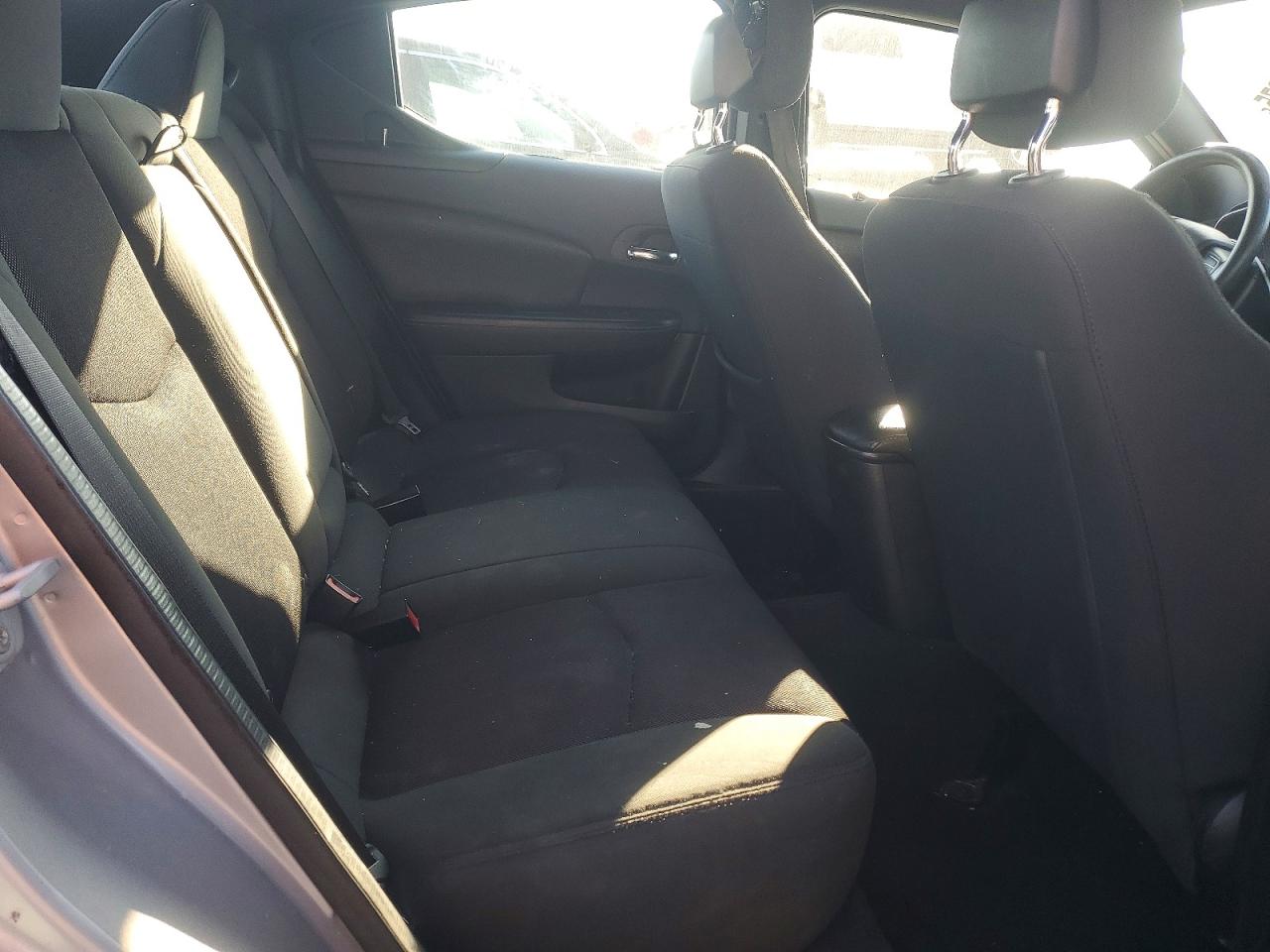 2014 DODGE AVENGER SE photo 10
