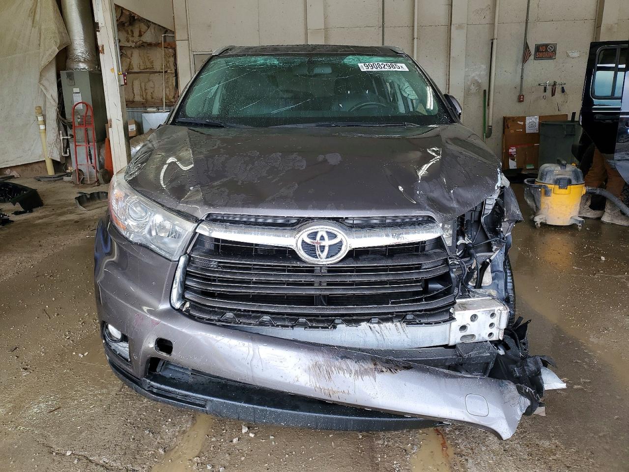 2016 TOYOTA HIGHLANDER LIMITED photo 5