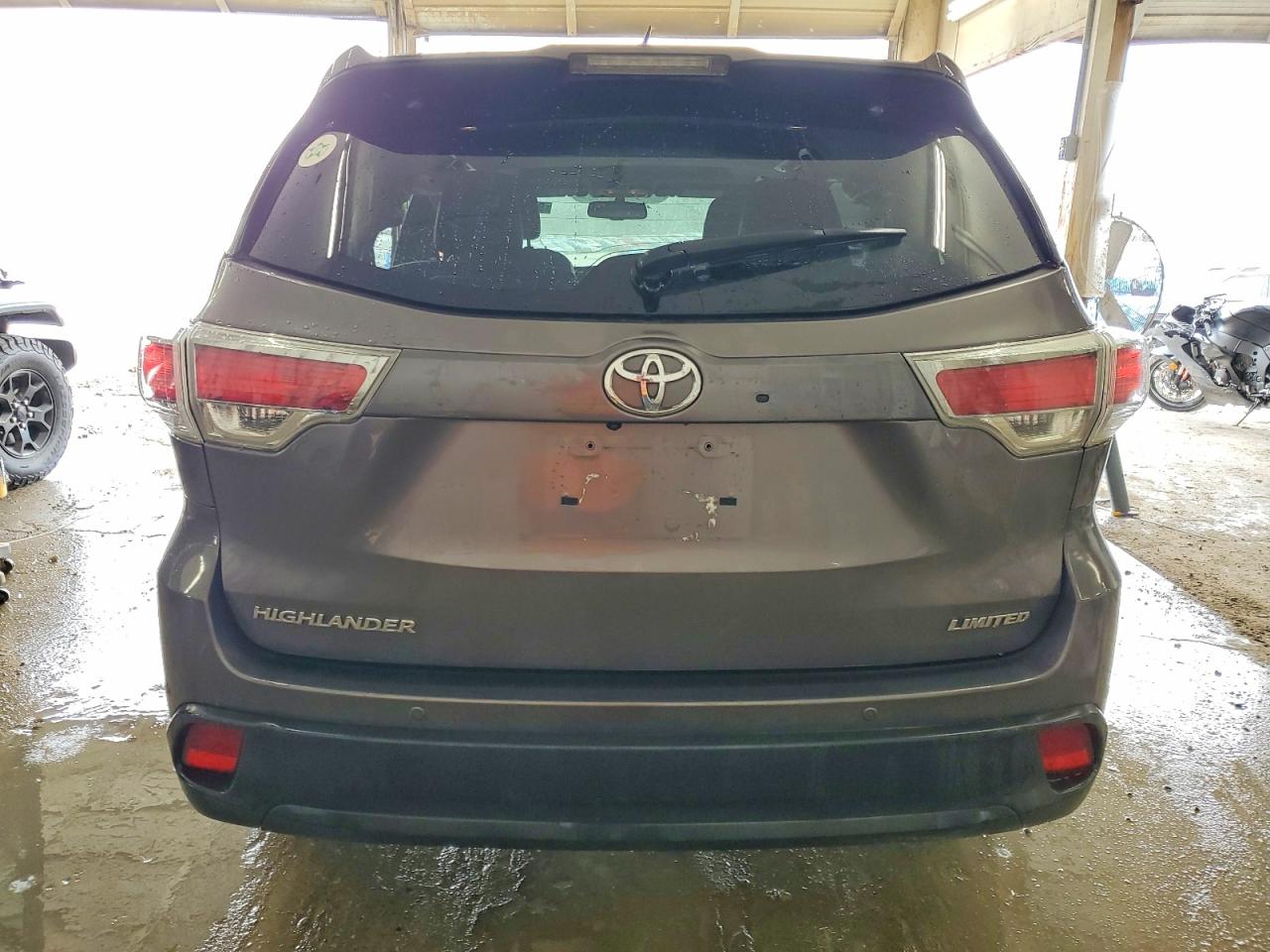 2016 TOYOTA HIGHLANDER LIMITED photo 6