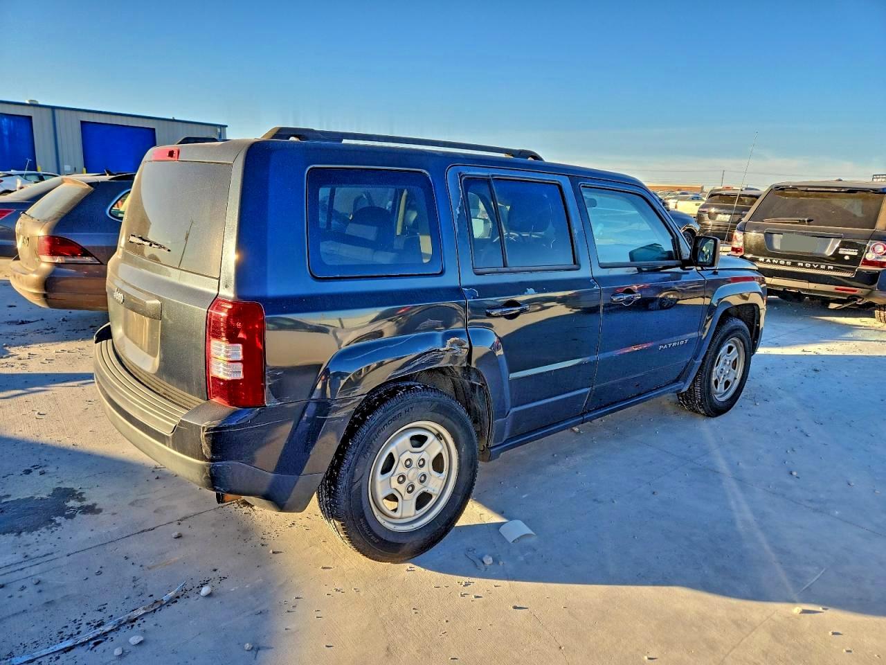 2014 JEEP PATRIOT SPORT photo 3