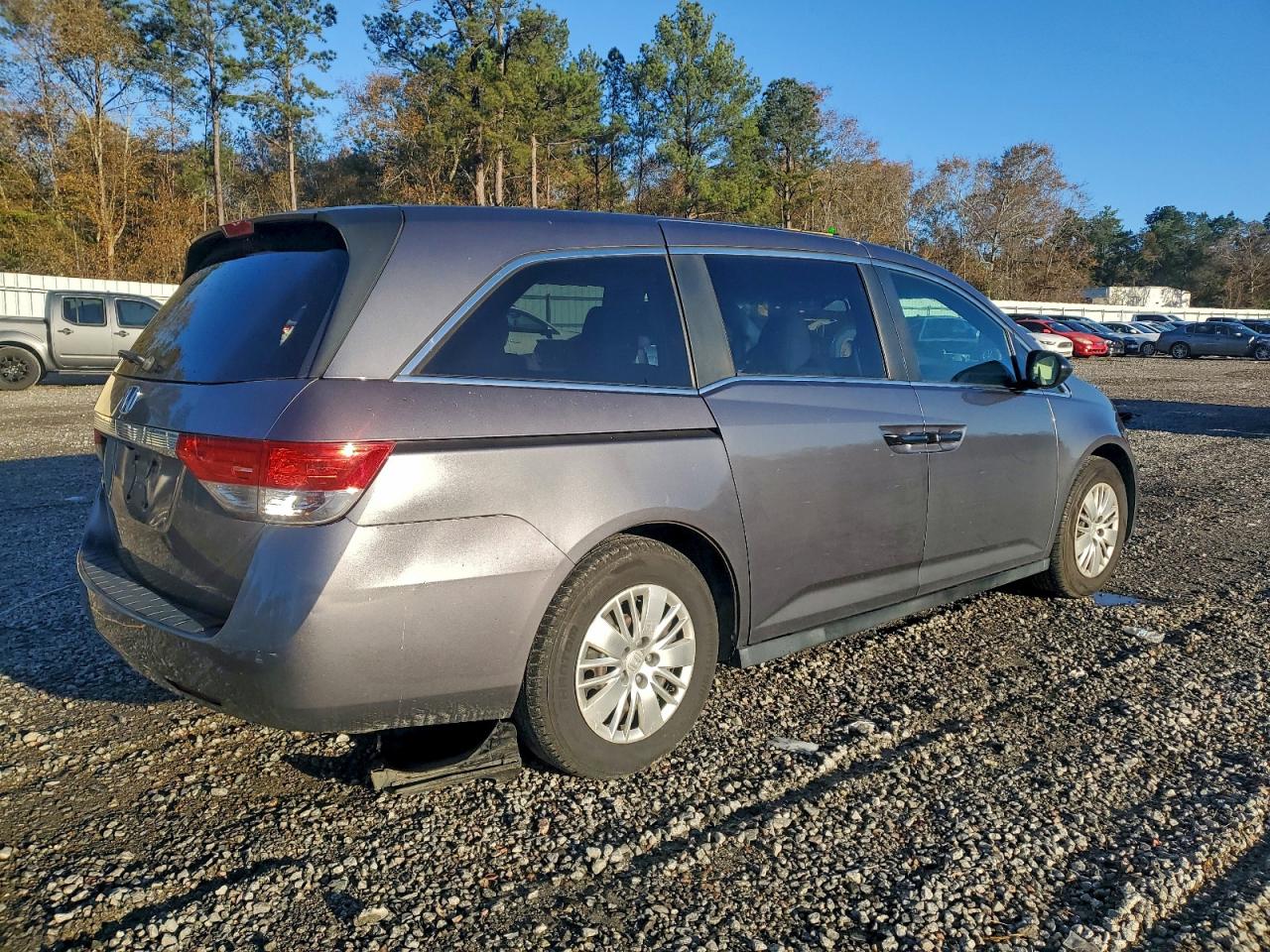 2014 HONDA ODYSSEY LX photo 3