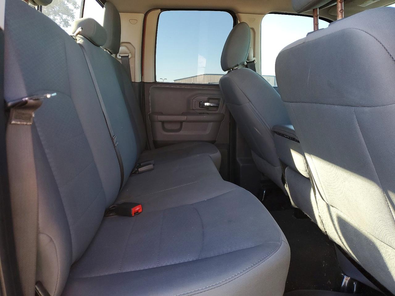 2015 RAM 1500 SLT photo 10
