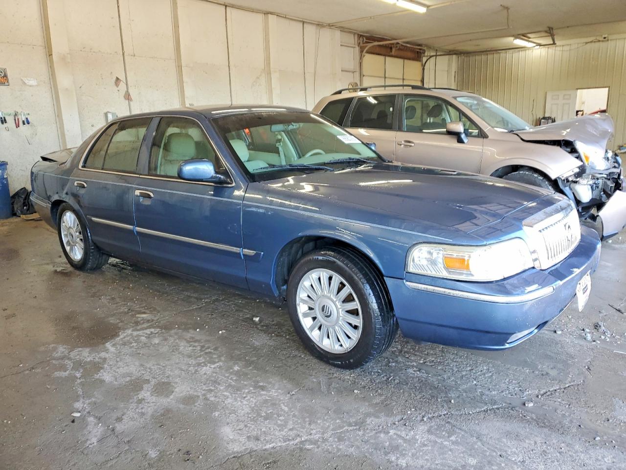 2008 MERCURY GRAND MARQUIS LS photo 4