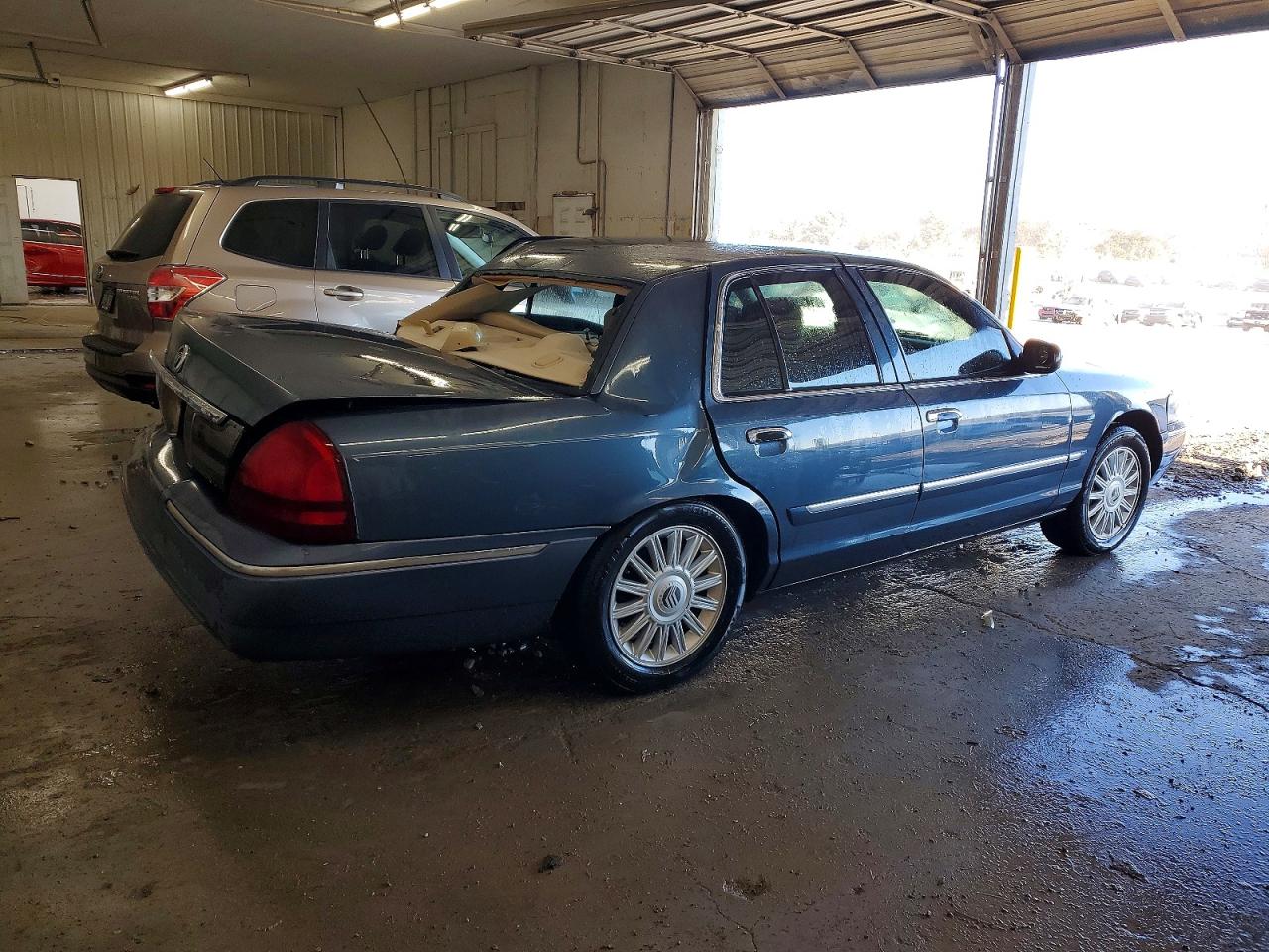 2008 MERCURY GRAND MARQUIS LS photo 3