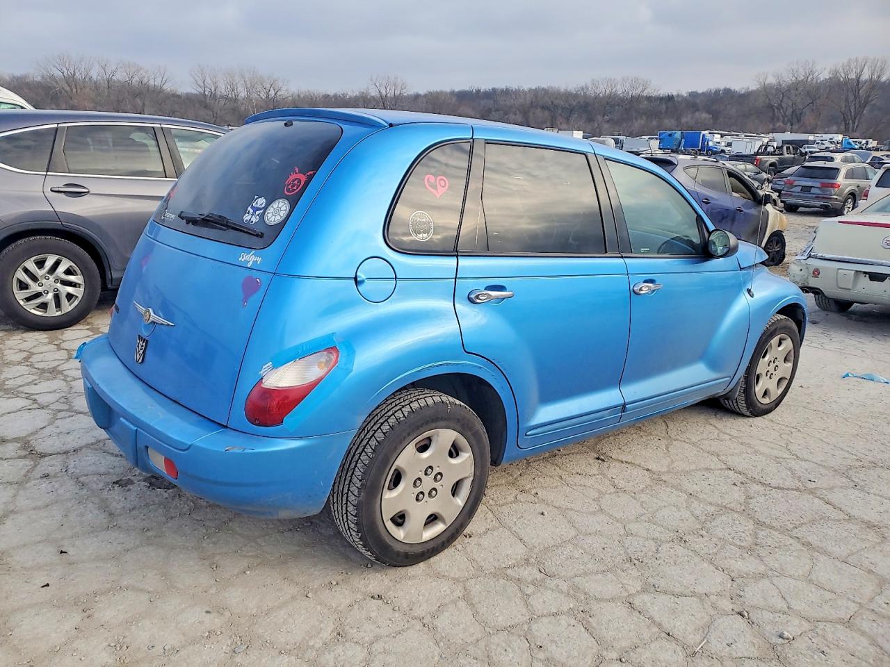 2008 CHRYSLER PT CRUISER photo 3