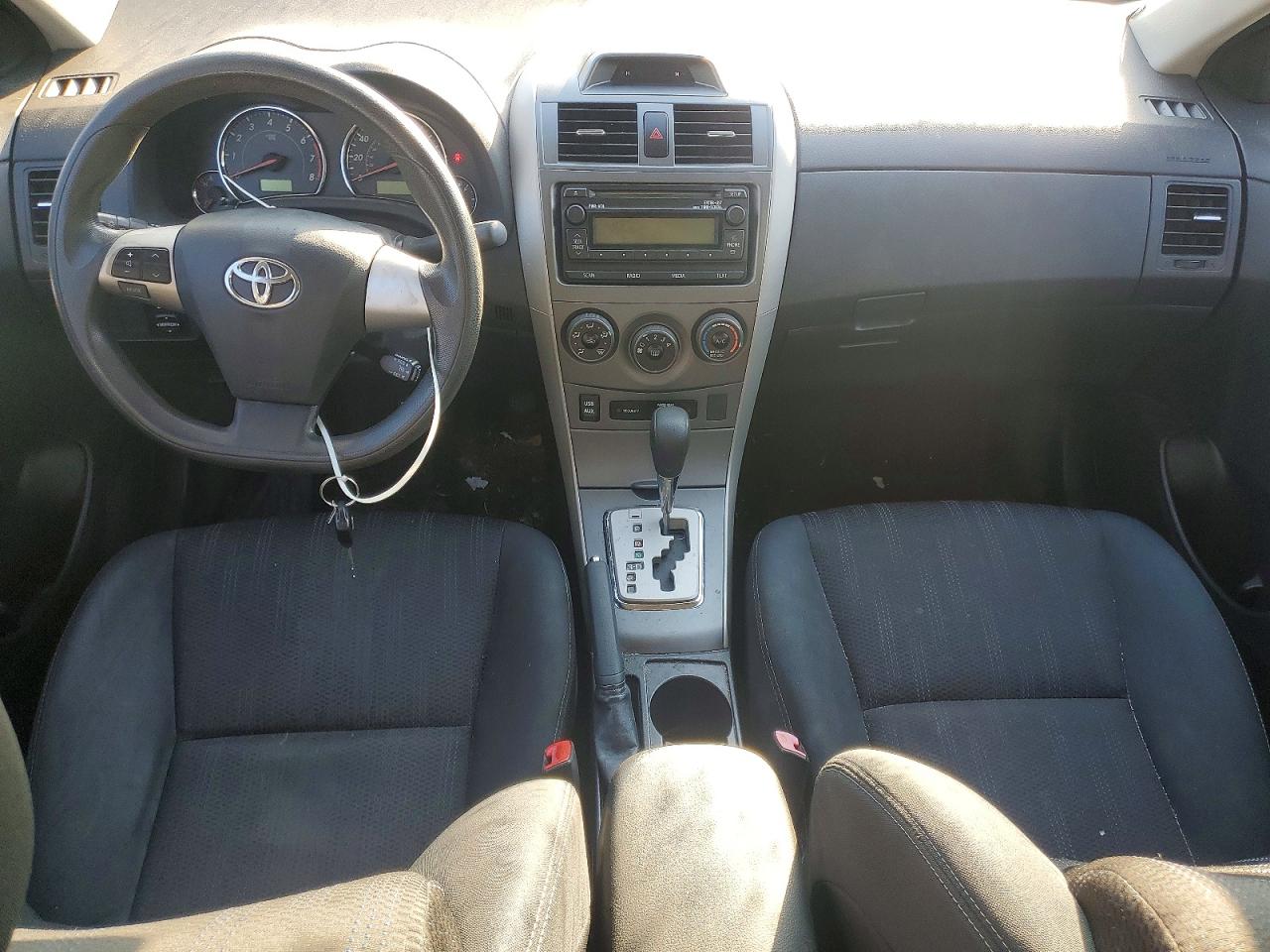 2012 TOYOTA COROLLA BASE photo 8