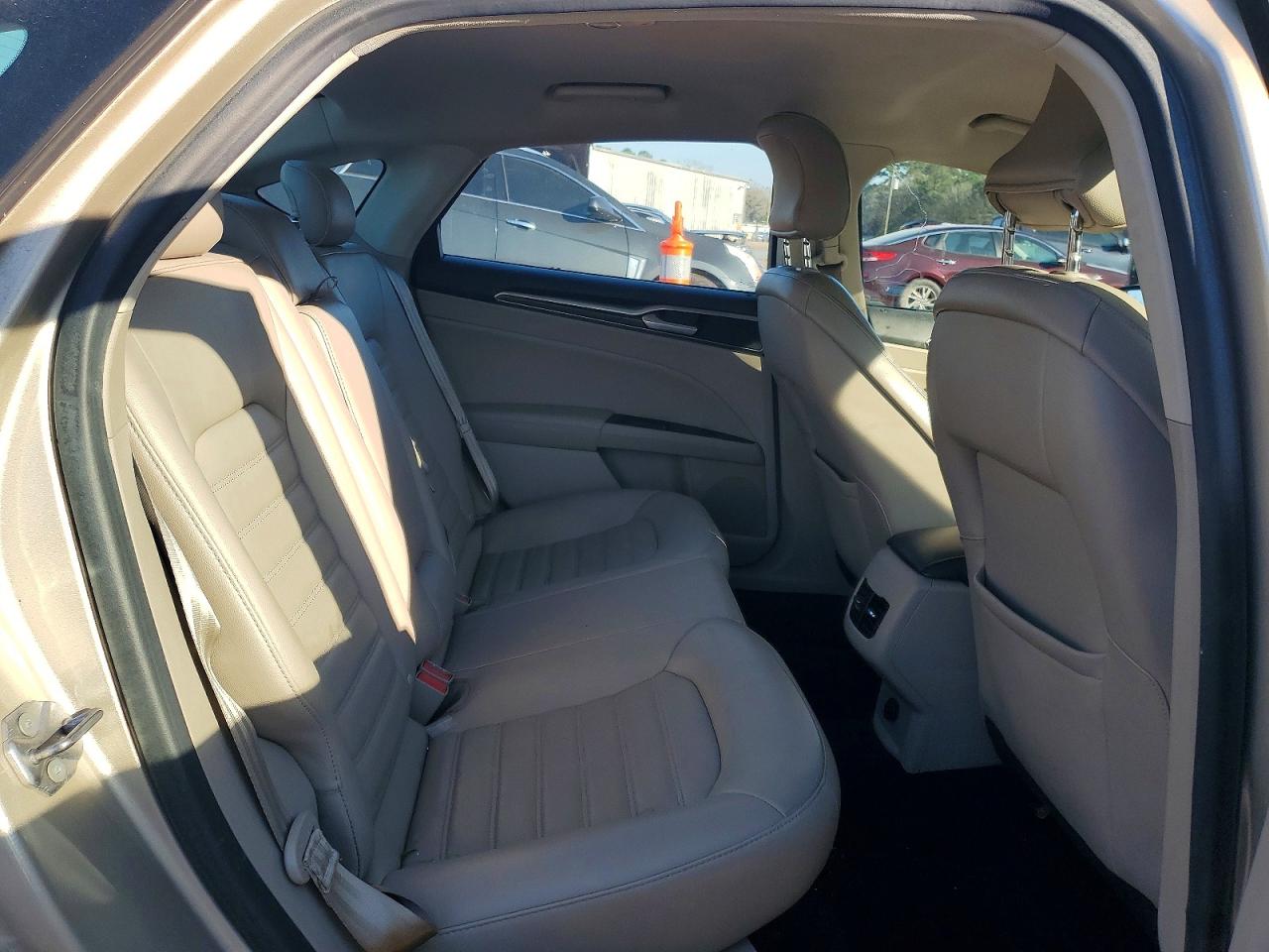 2017 FORD FUSION SE photo 10