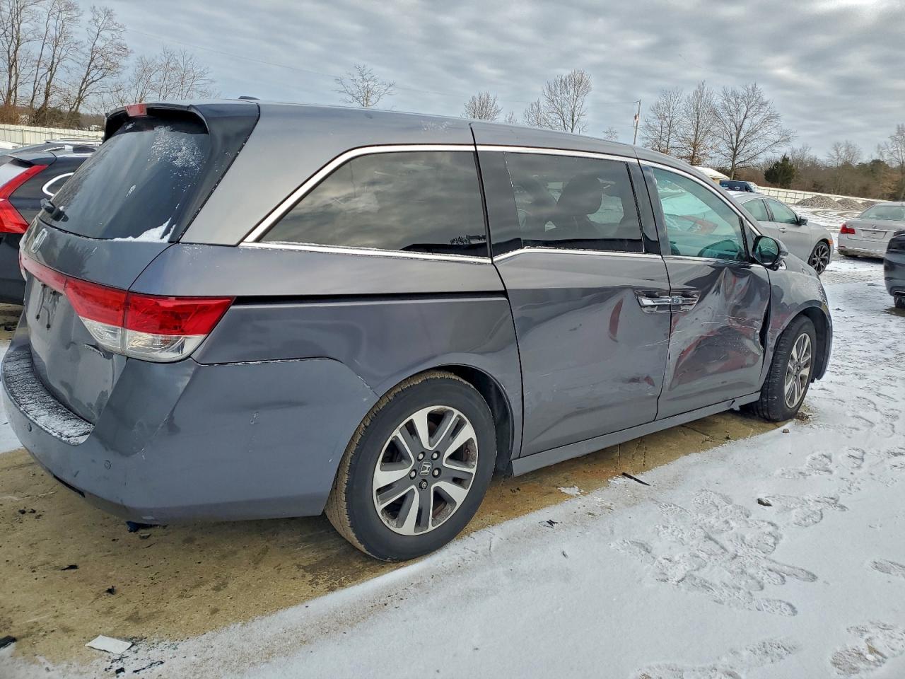 2014 HONDA ODYSSEY TOURING photo 3
