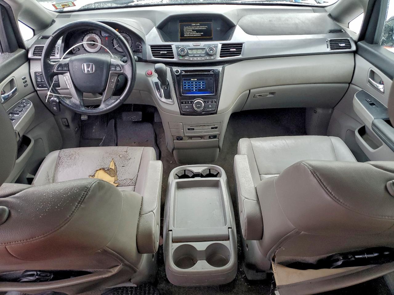 2014 HONDA ODYSSEY TOURING photo 8