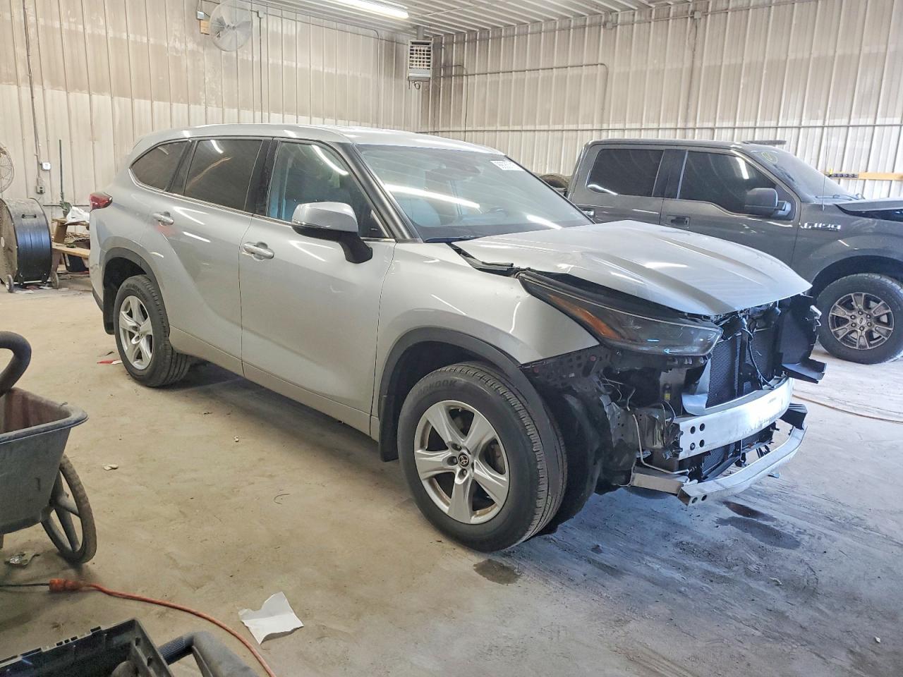 2021 TOYOTA HIGHLANDER L photo 4