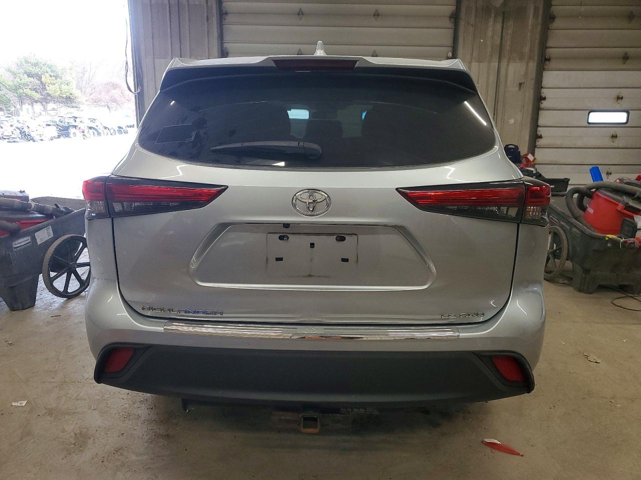 2021 TOYOTA HIGHLANDER L photo 6