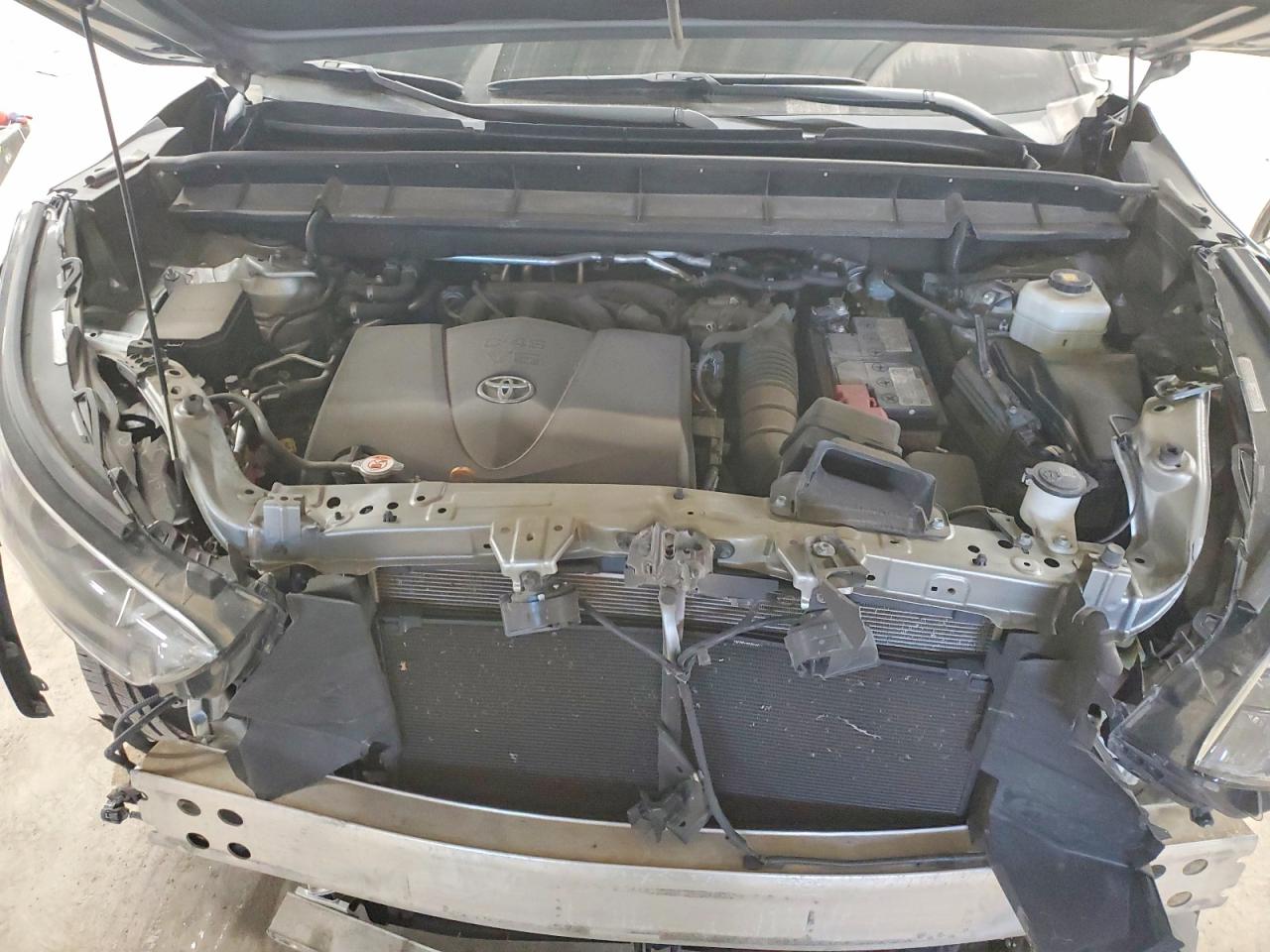 2021 TOYOTA HIGHLANDER L photo 12