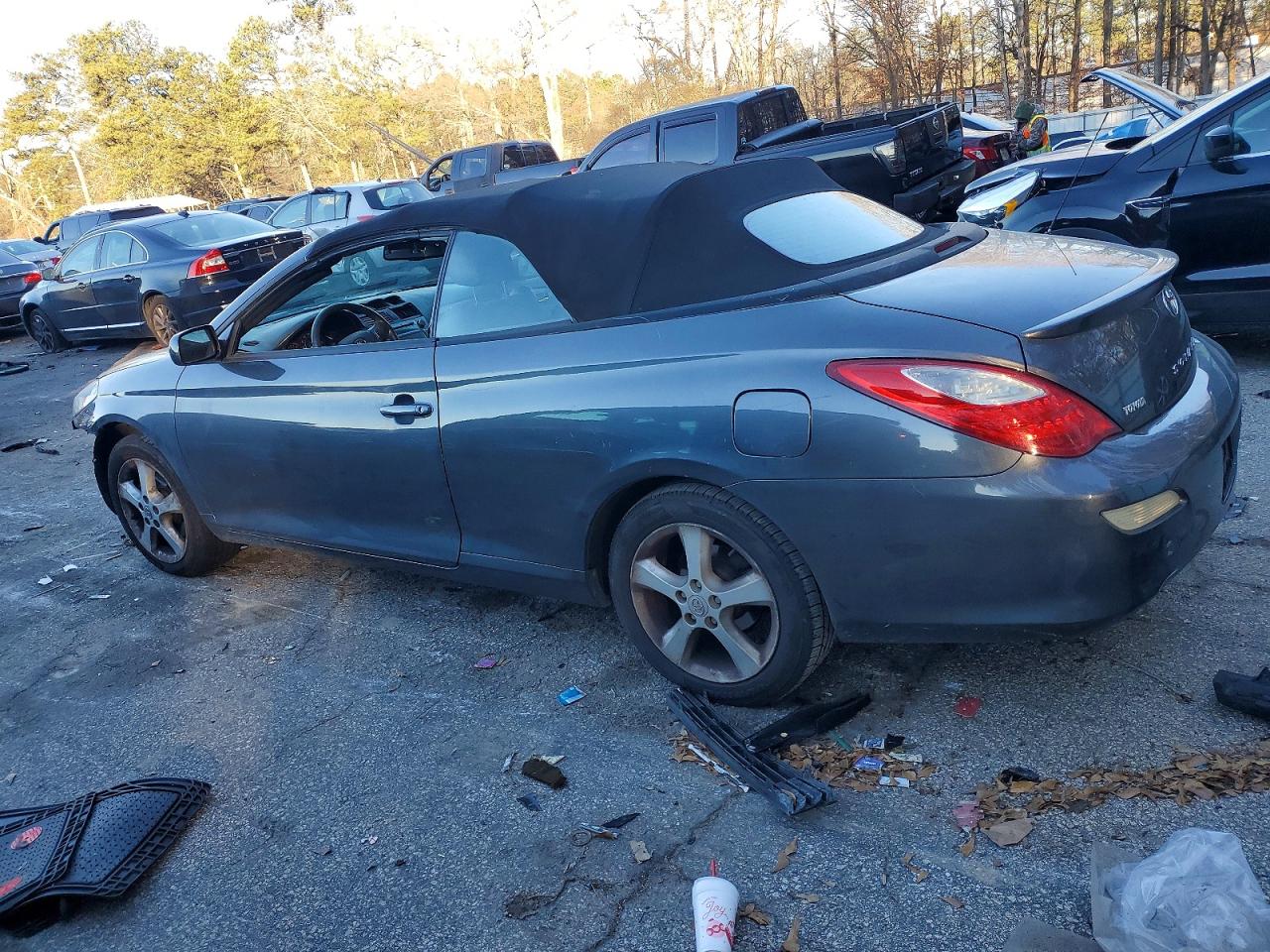 2007 TOYOTA CAMRY SOLARA SE photo 2