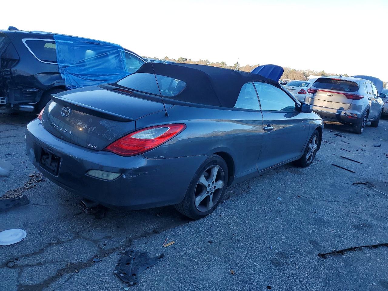 2007 TOYOTA CAMRY SOLARA SE photo 3