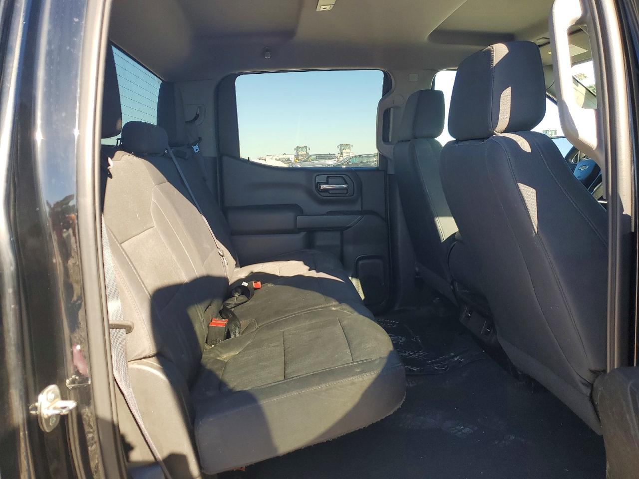 2019 CHEVROLET SILVERADO C1500 CUSTOM photo 10
