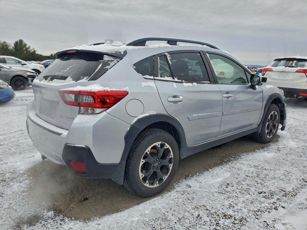 2021 SUBARU CROSSTREK PREMIUM photo 3