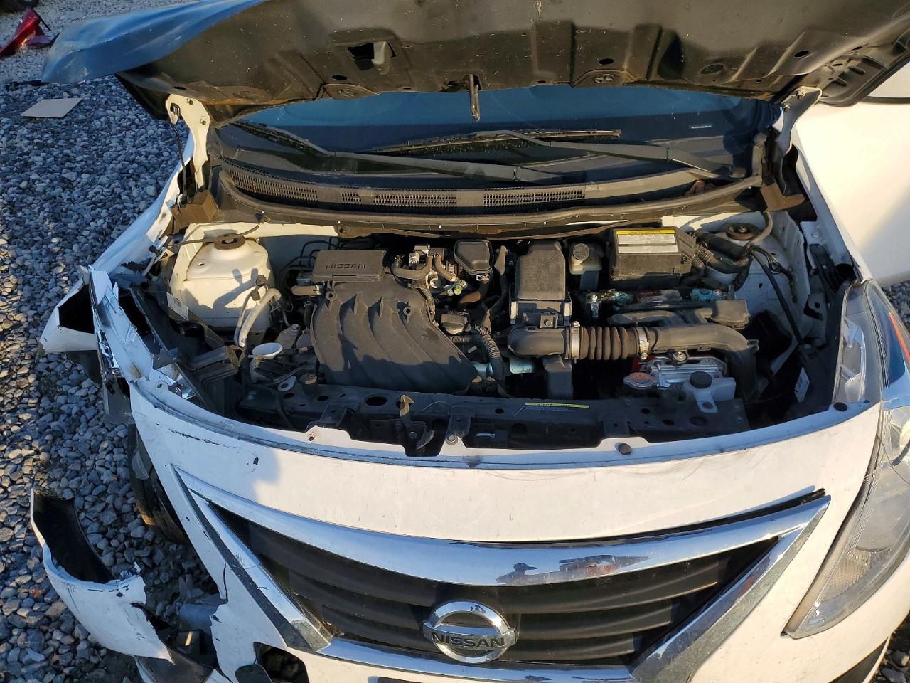 2019 NISSAN VERSA S photo 11