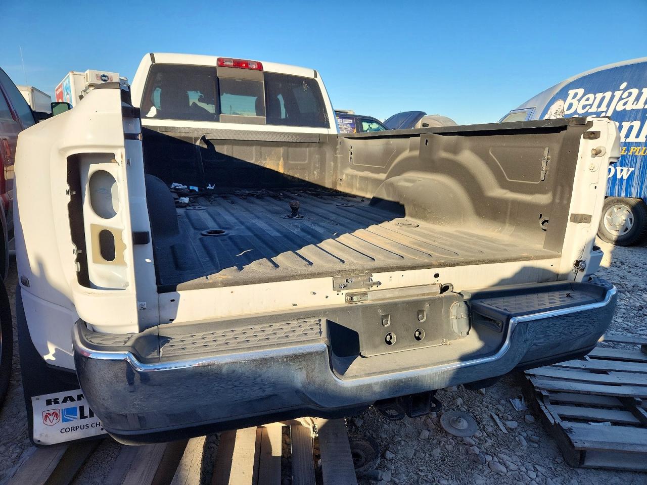 2021 RAM 3500 TRADESMAN photo 6