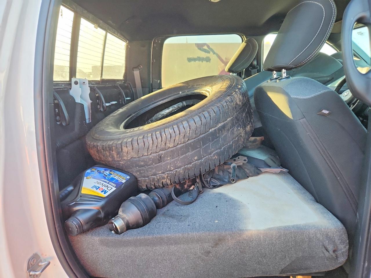 2021 RAM 3500 TRADESMAN photo 11