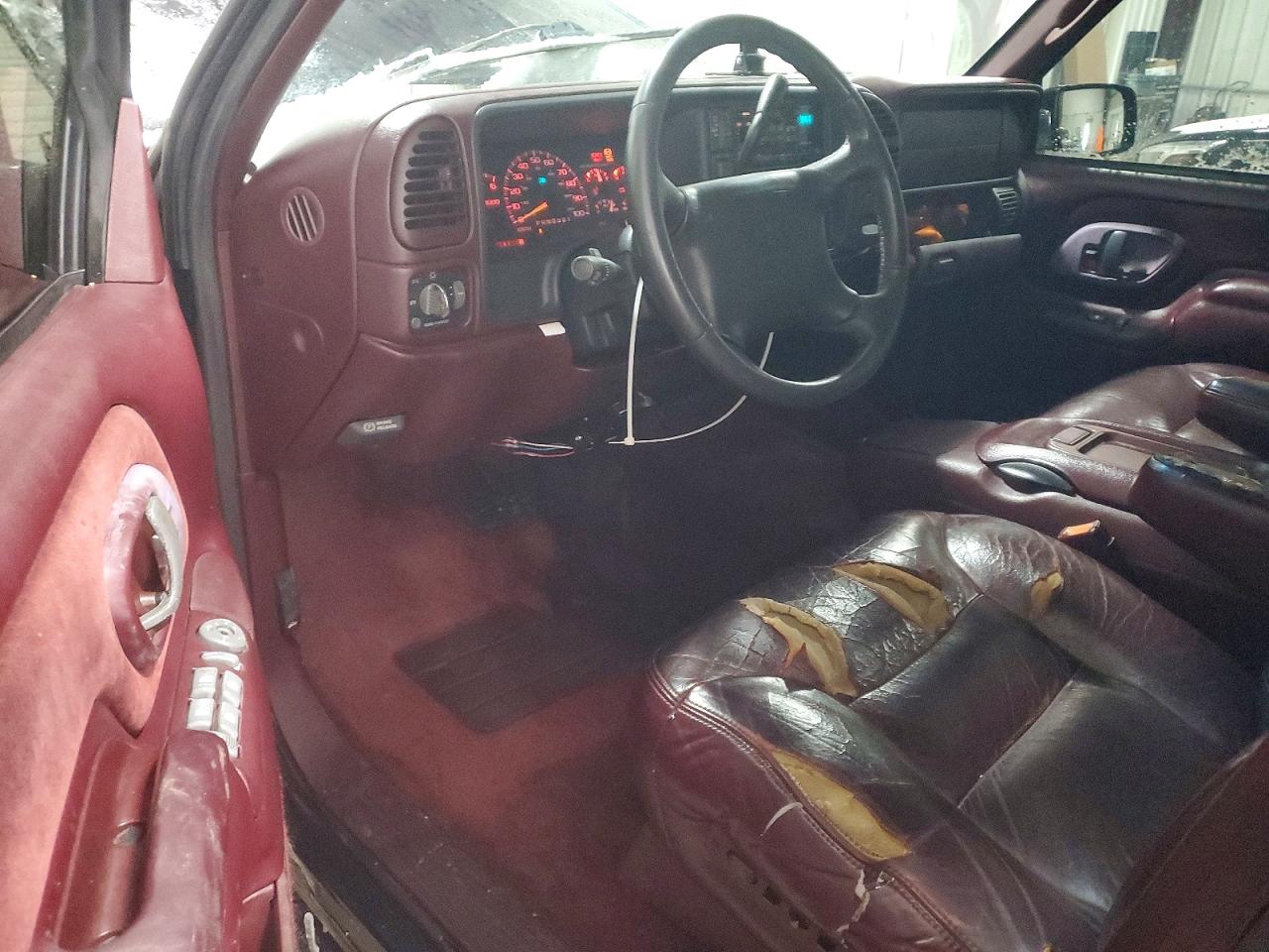 1997 CHEVROLET TAHOE K1500 photo 15