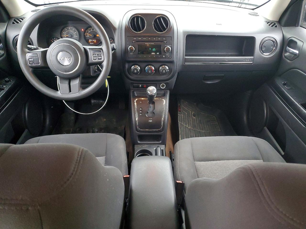 2015 JEEP PATRIOT SPORT photo 8